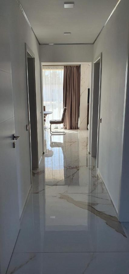Luxury Apartments In Balatonalmadi, Almadi Lux Apartman III - Pure Gold Exterior photo